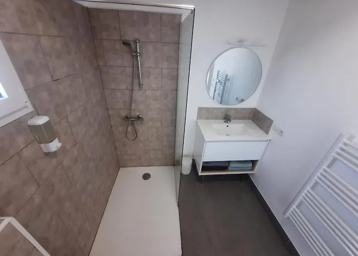 L'abri Cotier 莱萨布勒-多洛讷